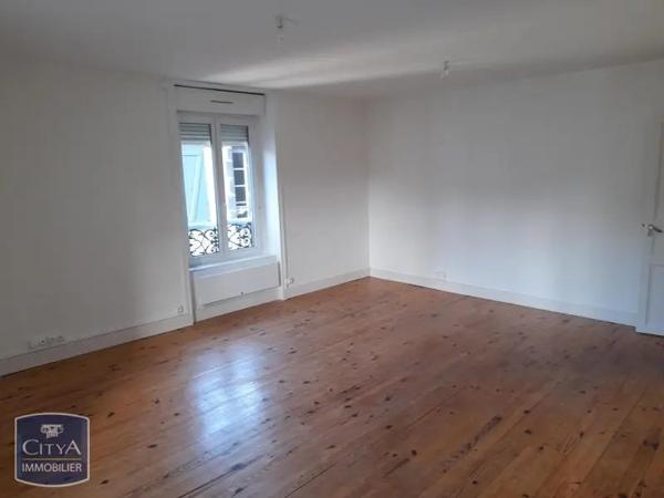Appartement à louer 3 pièces 79.68m² Pontgibaud (63230)