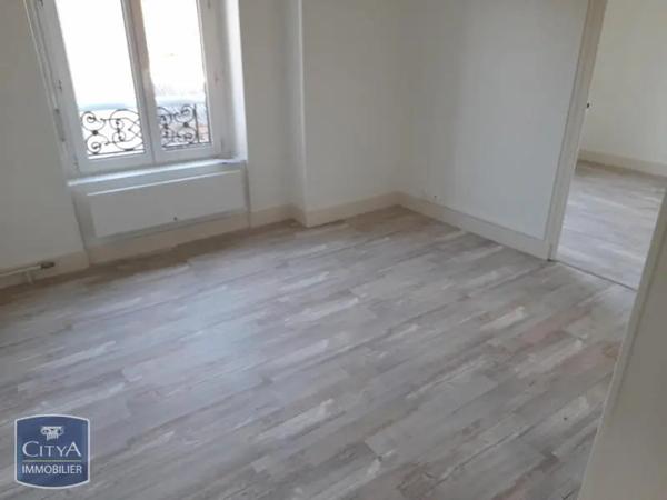 Appartement à louer 3 pièces 79.68m² Pontgibaud (63230)