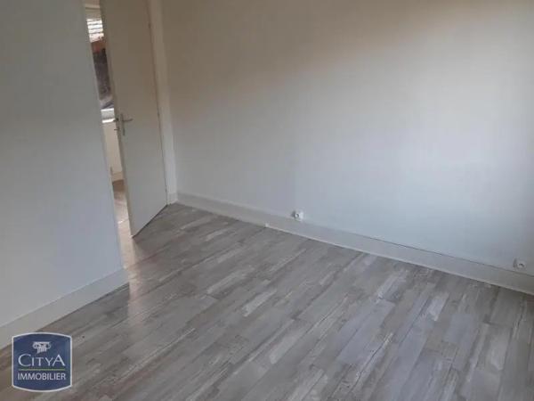 Appartement à louer 3 pièces 79.68m² Pontgibaud (63230)