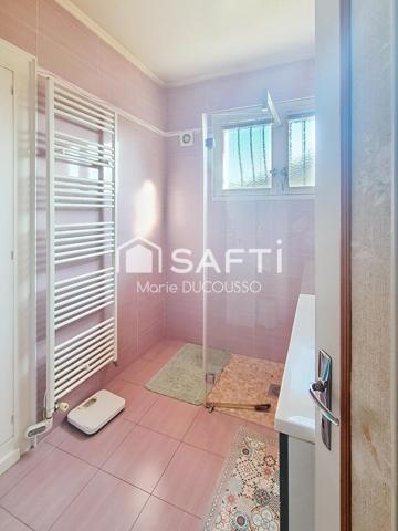 Maison familiale, 4 chambres et double garage