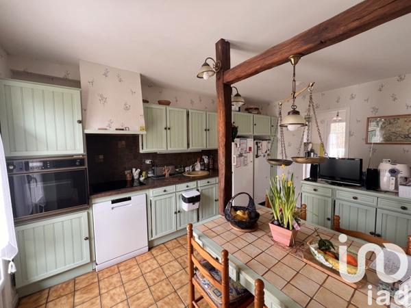 Maison 6 pièces de 120 m² à Savigny-le-Temple (77176)