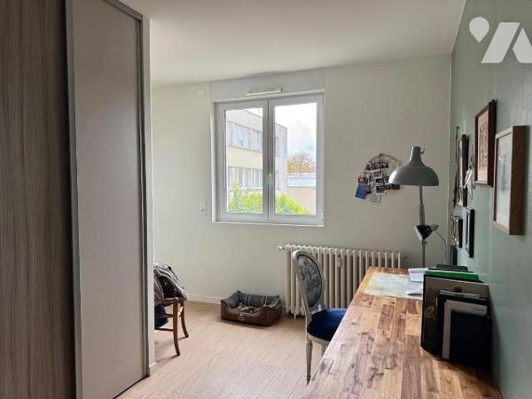 Appartement à vendre à Troyes (10000) - Aube (10)

À deux pas de la gare de Troyes et à proxi...