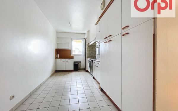 Appartement à vendre    5 pièces • 146,81 m2 Chantilly