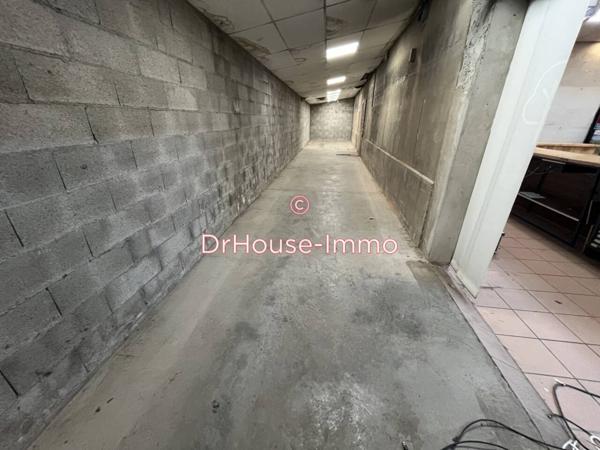 Loft / Atelier à vendre 4 pièces de 300 m²