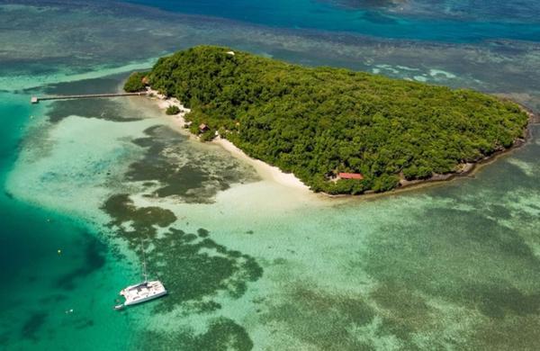 POINTE LAROSE SUD - VILLA D'EXCEPTION VUE MER LE ROBERT