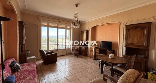 À vendre Studio 41 m² - Pau 64000
