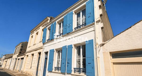 À vendre Maison 4 pièces 120 m² - Rochefort 17300