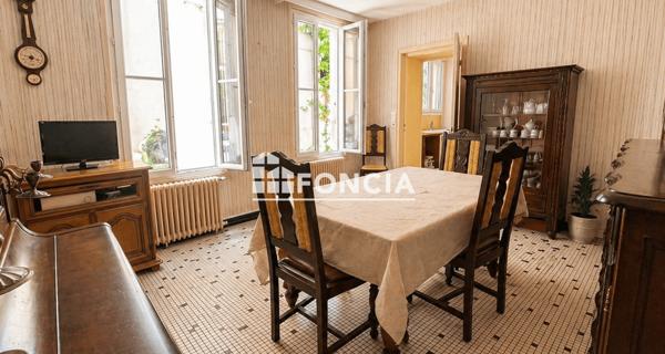 À vendre Maison 4 pièces 120 m² - Rochefort 17300