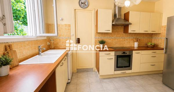 À vendre Maison 4 pièces 120 m² - Rochefort 17300