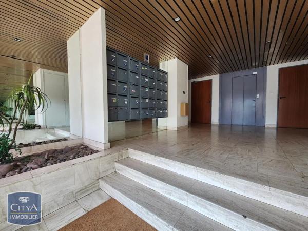 Appartement à louer 1 pièce 23.5m² Cholet (49300)
