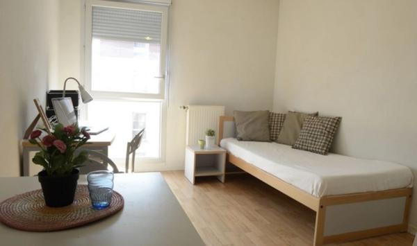 OPPORTUNITÉ INVESTISSEUR en Région Parisienne : T1 avec Balcon en Résidence Étudiante, statut LMNP