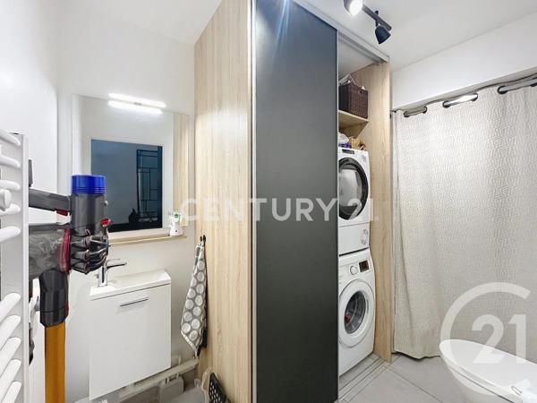 Appartement F4 à vendre  4 pièces - 82,02 m 2   NOISY LE GRAND  - 93