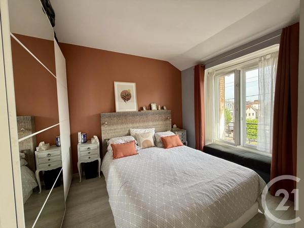 Maison à vendre  5 pièces - 101,72 m 2   LIVRY GARGAN  - 93