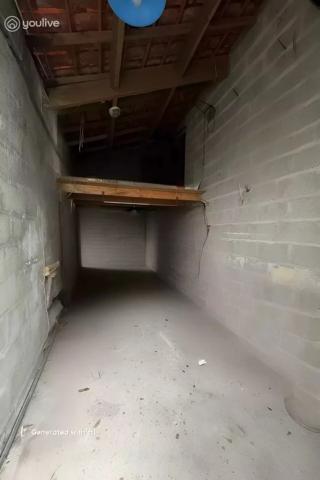 Garage avec mezzanine