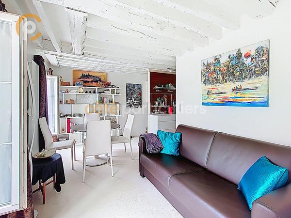 Vente
                Appartement36,27 m² - 2 Pièces -
                    PARIS (75005)