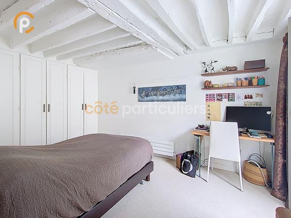 Vente
                Appartement36,27 m² - 2 Pièces -
                    PARIS (75005)