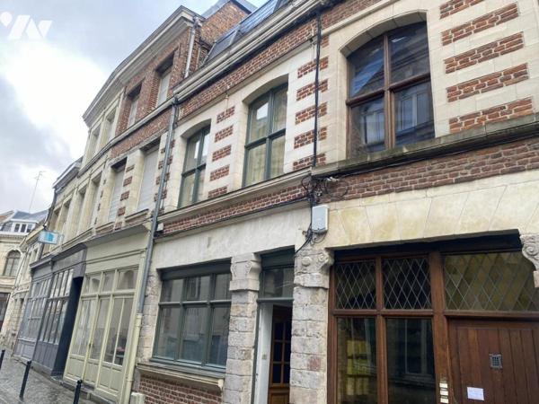 Ensemble de 4 immeubles de rapport, Valenciennes centre.