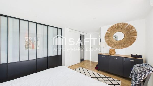 Maison - 6 pièces - 4 chambres