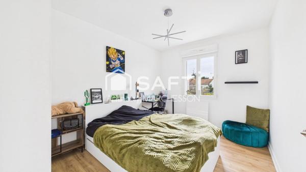 Maison - 6 pièces - 4 chambres