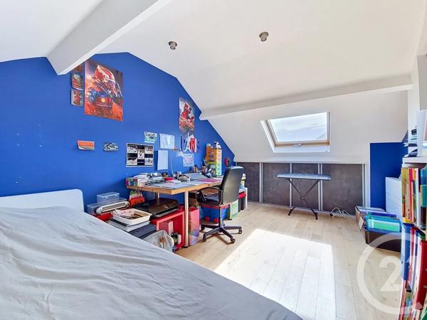 Maison à vendre  7 pièces - 146,80 m 2   ORMESSON SUR MARNE  - 94