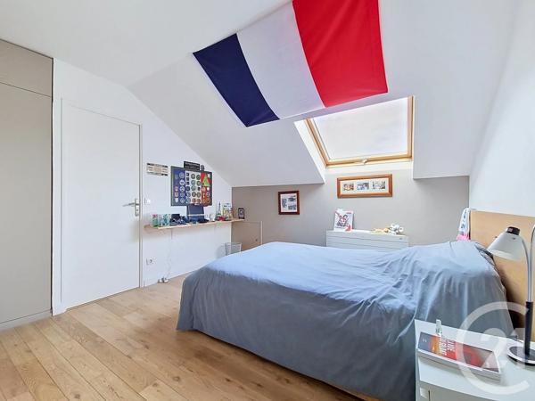 Maison à vendre  7 pièces - 146,80 m 2   ORMESSON SUR MARNE  - 94