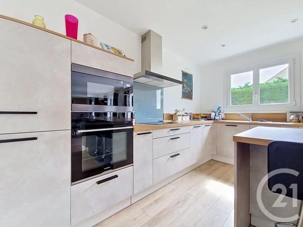 Maison à vendre  7 pièces - 146,80 m 2   ORMESSON SUR MARNE  - 94
