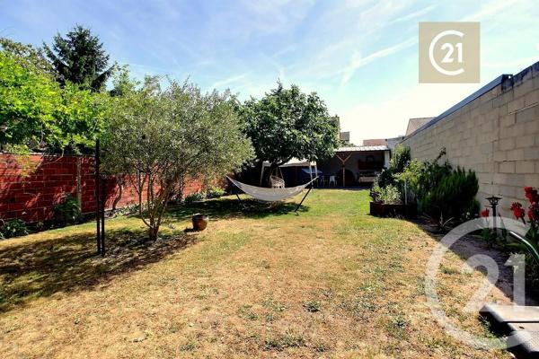 Maison à vendre  6 pièces - 178 m 2   LIVRY GARGAN  - 93