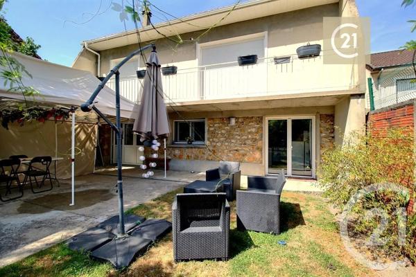 Maison à vendre  6 pièces - 178 m 2   LIVRY GARGAN  - 93