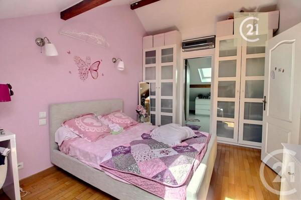 Maison à vendre  6 pièces - 178 m 2   LIVRY GARGAN  - 93