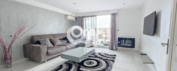 Appartement à vendre    3 pièces • 71,43 m2 Juan-les-Pins - Antibes