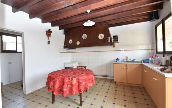 Maison à vendre    6 pièces •  Arzacq-Arraziguet