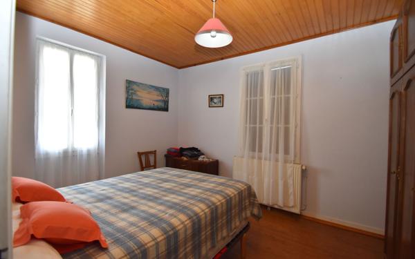 Maison à vendre    6 pièces •  Arzacq-Arraziguet