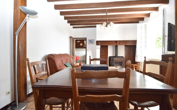 Maison à vendre    6 pièces •  Arzacq-Arraziguet