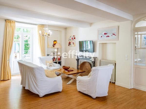 Maison 12 pièces - 277 m² Bien prestige