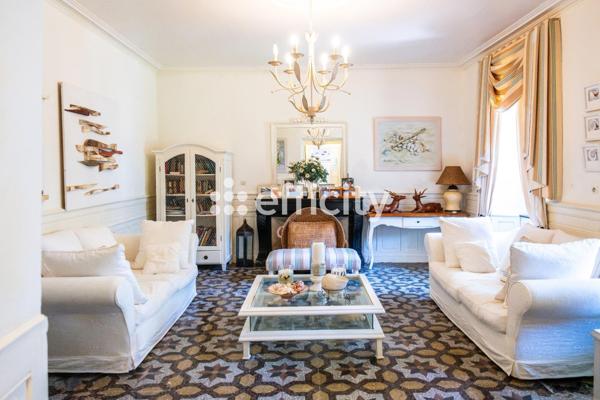 Maison 12 pièces - 277 m² Bien prestige