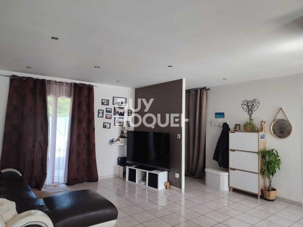 🏡 Maison plain-pied 4 chambres avec piscine – Terrain 1 000 m² – Morestel