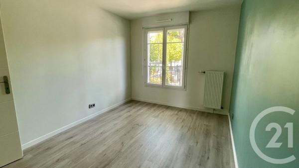 Appartement F3 à vendre  3 pièces - 61 m 2   LE PLESSIS BOUCHARD  - 95