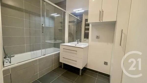 Appartement F3 à vendre  3 pièces - 61 m 2   LE PLESSIS BOUCHARD  - 95