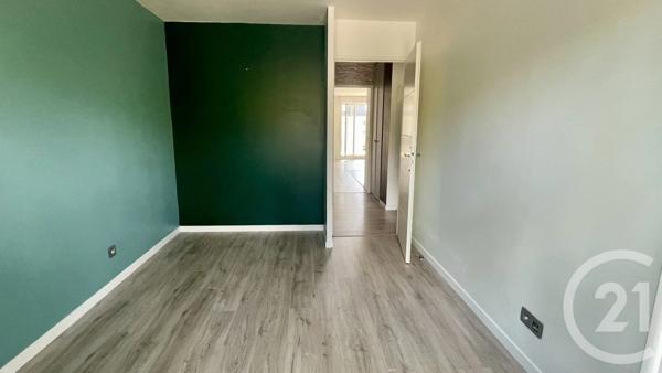 Appartement F3 à vendre  3 pièces - 61 m 2   LE PLESSIS BOUCHARD  - 95