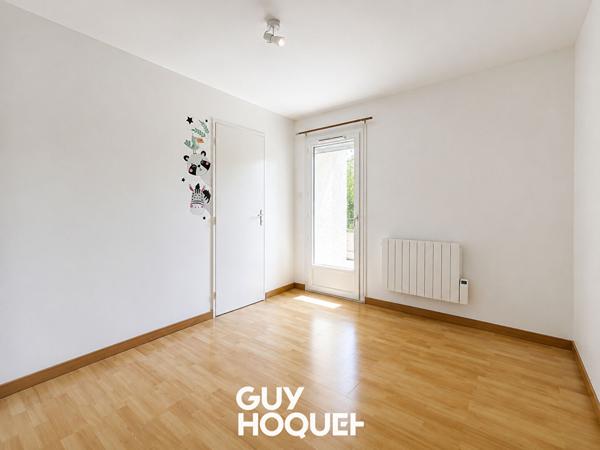 Appartement 2 Chs + Balcon, Garage, Stationnement et Cave - 71000 SANCÉ