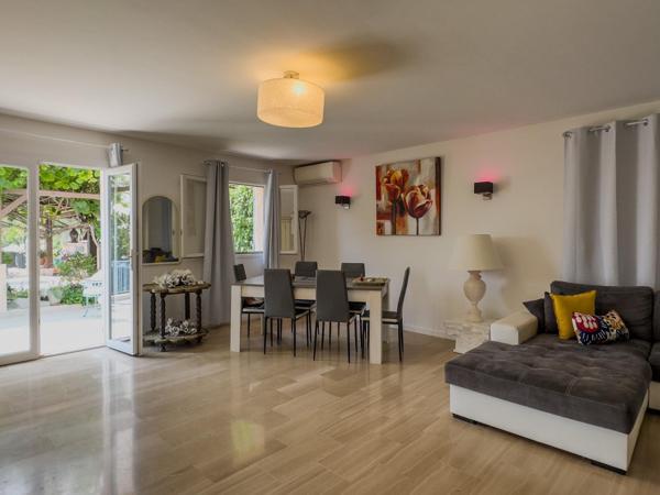 Superbe villa de 204m2 piscine- aucun vis-à-vis