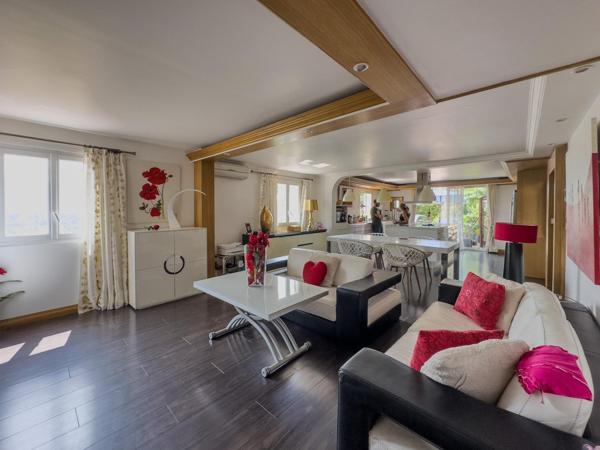 Superbe villa de 204m2 piscine- aucun vis-à-vis