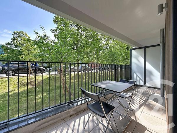 Appartement F3 à vendre  3 pièces - 59 m 2   NOISY LE GRAND  - 93