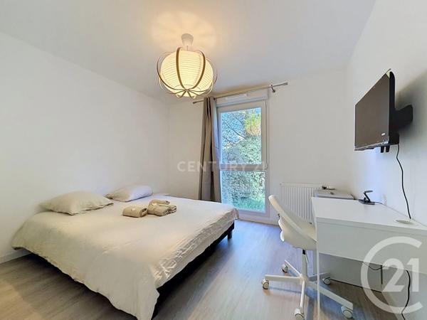 Appartement F3 à vendre  3 pièces - 59 m 2   NOISY LE GRAND  - 93