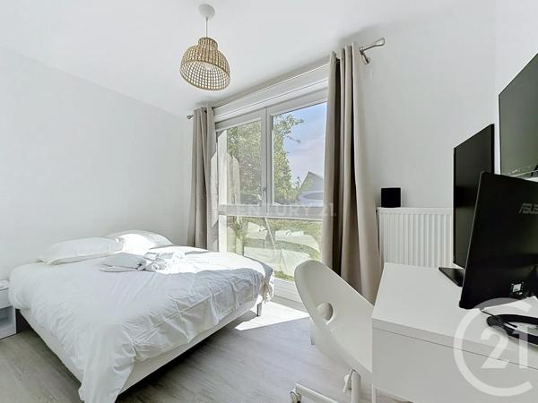 Appartement F3 à vendre  3 pièces - 59 m 2   NOISY LE GRAND  - 93
