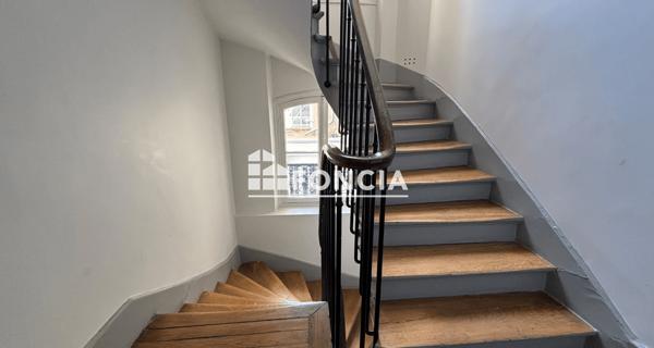 À vendre Studio 18.27 m² - Paris 75011