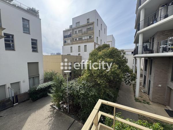 Appartement
         3 pièces
        - 66 m² 320 000 € *