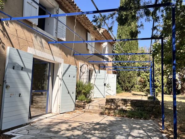 Châteauneuf-le-Rouge (13790) Mas provençal T6 au cœur des vignes, au pied de la Sainte-Victoire