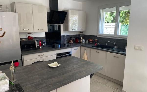 Appartement à vendre    3 pièces • 57 m2 Six-Fours-les-Plages