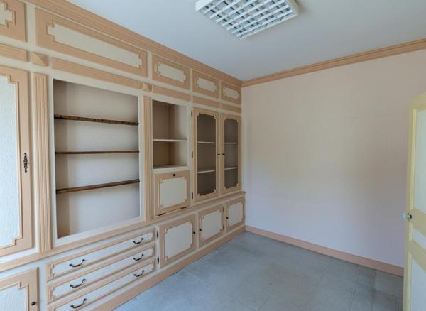 Maison de ville  117 m² 4 chambres  Centre-ville de La Loupe